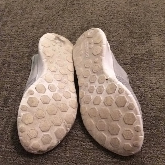 Shoes - Picture 2 of 3